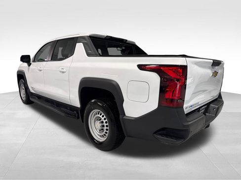 Used 2024 Chevrolet Silverado EV W/T AWD/4WD image 43
