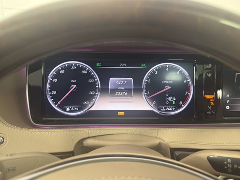 Used 2014 Mercedes-Benz S 550 Sedan image 23
