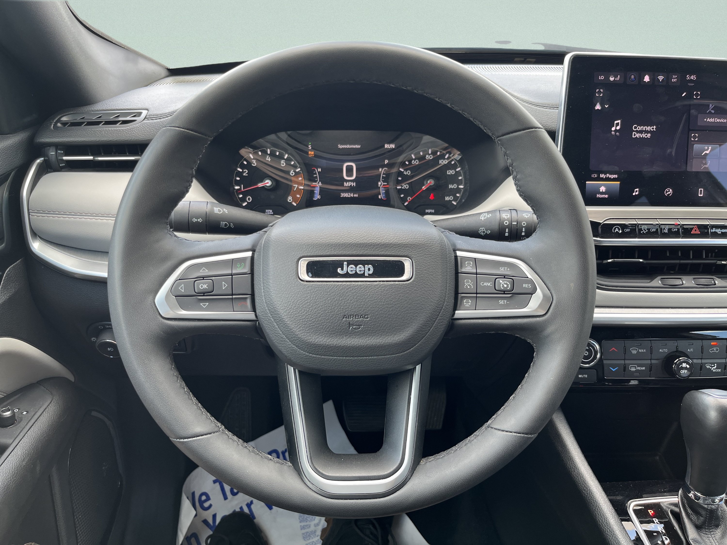 Used 2025 Jeep Compass Limited AWD/4WD image 10