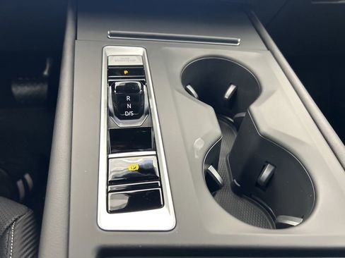 New 2026 Volkswagen Atlas Cross Sport SE AWD/4WD image 17