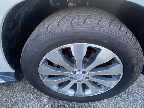 Used 2017 Mercedes-Benz GLS 450 4MATIC w/ Premium Package image 27