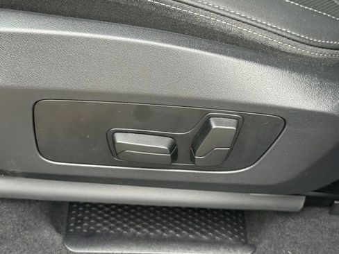 Used 2025 BMW X1 xDrive28i w/ Premium Package image 20