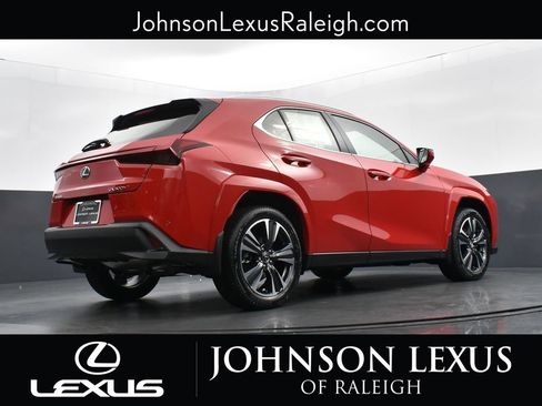 Used 2025 Lexus UX 300h FWD w/ Accessory Package (Z1) image 20