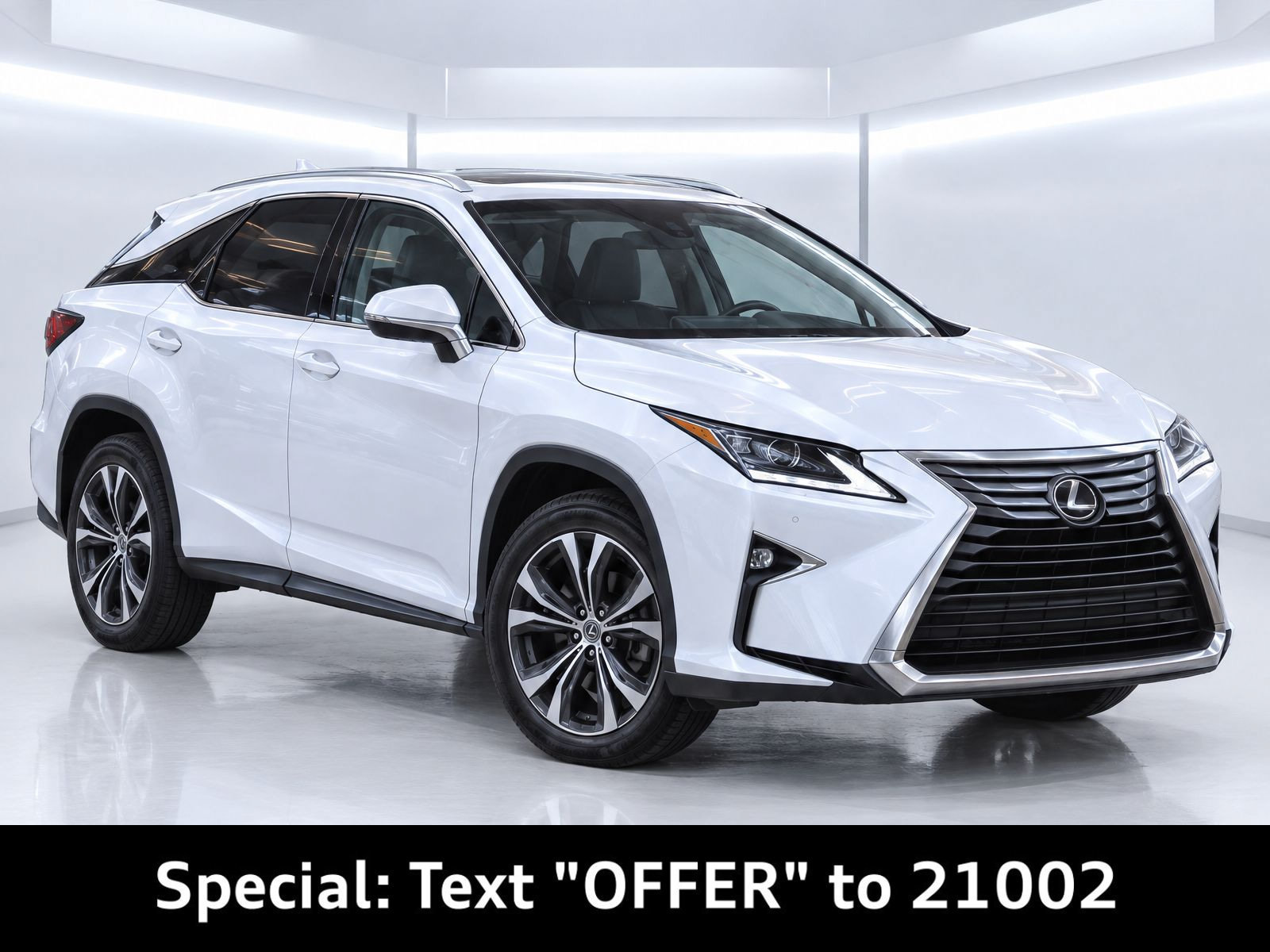 Used 2017 Lexus RX 350 FWD w/ Premium Package image 2