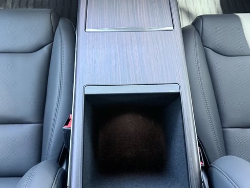 Used 2025 Tesla Model X AWD/4WD image 67