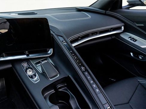 Used 2025 Chevrolet Corvette Z06 image 34