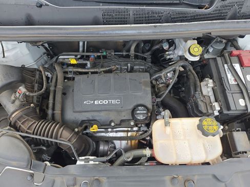 Used 2020 Chevrolet Trax LS image 13