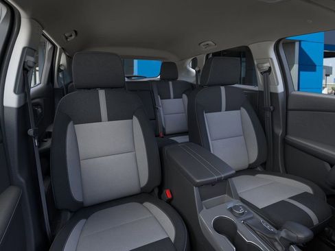 New 2026 Chevrolet Blazer LT image 16