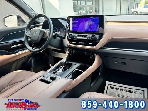 Used 2024 Toyota Grand Highlander AWD Hybrid image 52