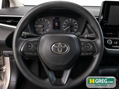 Used 2024 Toyota Corolla LE FWD image 11