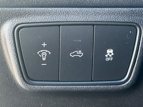 Used 2023 Hyundai Santa Cruz SE image 21