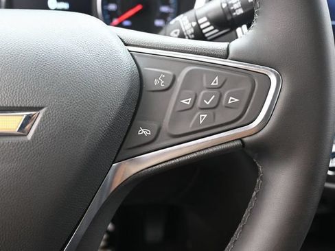 Used 2024 Chevrolet Equinox LT FWD image 16
