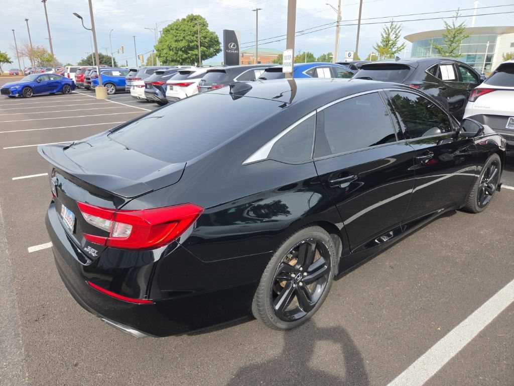 Used 2021 Honda Accord Sport image 4