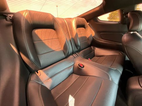 Used 2017 Ford Mustang GT Premium w/ GT Performance Package RWD image 14