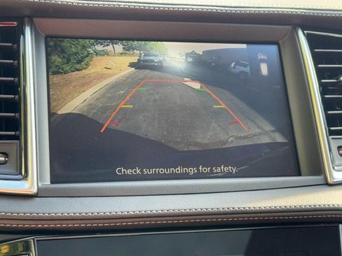 Used 2025 INFINITI QX50 Luxe image 24