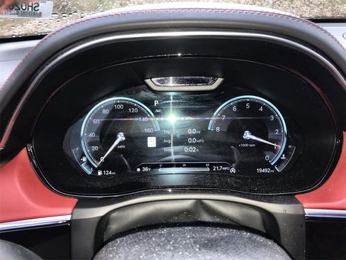 Used 2025 Genesis GV70 3.5T Sport w/ Sport Prestige Package image 15