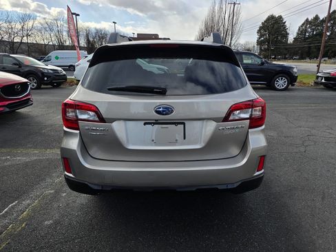 Used 2015 Subaru Outback 2.5i Limited image 4