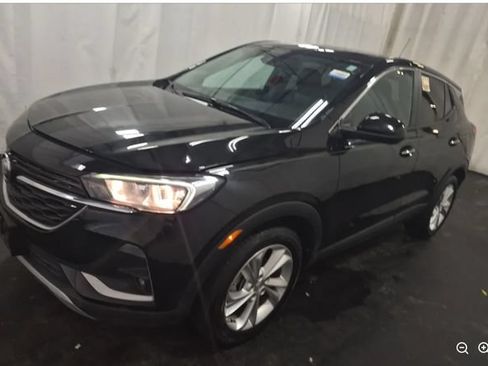 Used 2023 Buick Encore GX Preferred w/ Cold Weather Comfort Package FWD image 4