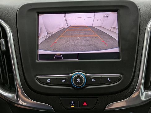 Used 2024 Chevrolet Equinox LT AWD/4WD image 9