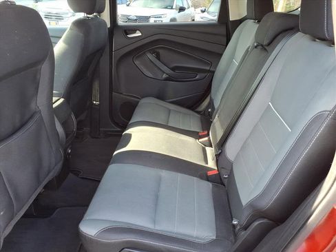 Used 2014 Ford Escape SE image 9