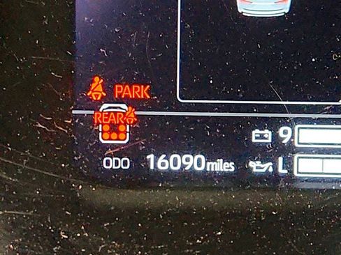 Used 2024 Toyota Sequoia Capstone image 15