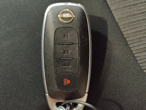 Used 2024 Nissan Sentra SV FWD image 32