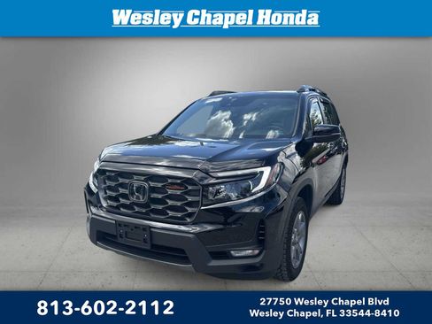 Used 2025 Honda Passport TrailSport image 1