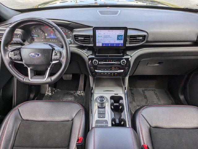 Used 2023 Ford Explorer ST-Line w/ Class IV Trailer Tow Package RWD image 17