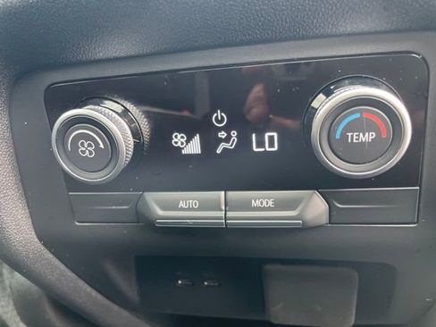 Used 2026 Buick Enclave Sport Touring w/ Super Cruise Package image 41