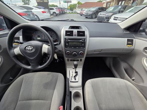 Used 2012 Toyota Corolla LE FWD image 20