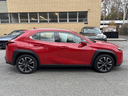 Used 2023 Lexus UX 250h AWD image 3