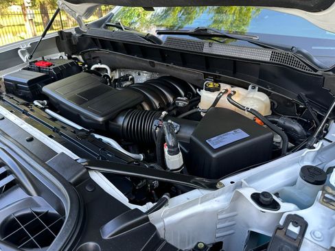 Used 2021 Chevrolet Silverado 1500 LT Trail Boss w/ Convenience Package II image 48