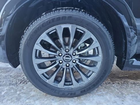 Used 2023 Nissan Armada Platinum w/ Captain's Chairs Package image 33
