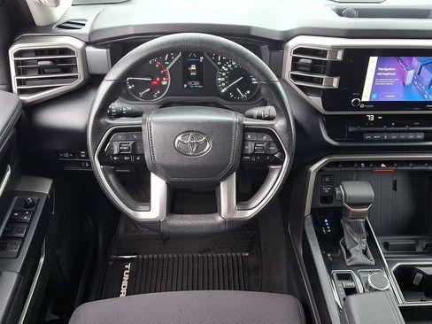 Used 2022 Toyota Tundra SR5 w/ SR5 Convenience Package AWD/4WD image 2