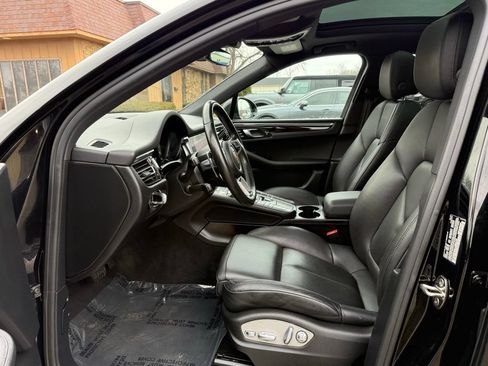 Used 2020 Porsche Macan S AWD/4WD image 11