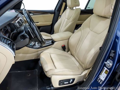 Used 2019 BMW X3 xDrive30i w/ Convenience Package AWD/4WD image 13