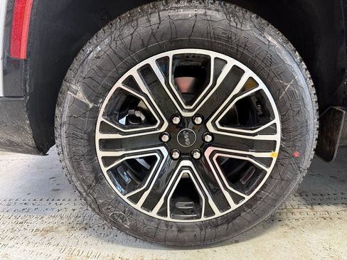 New 2026 Jeep Grand Wagoneer L 4WD w/ Premium Group I image 29