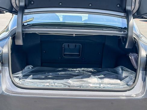 New 2026 Lexus ES 350e FWD image 11