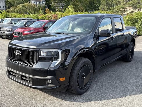 New 2025 Ford Maverick Lobo image 7