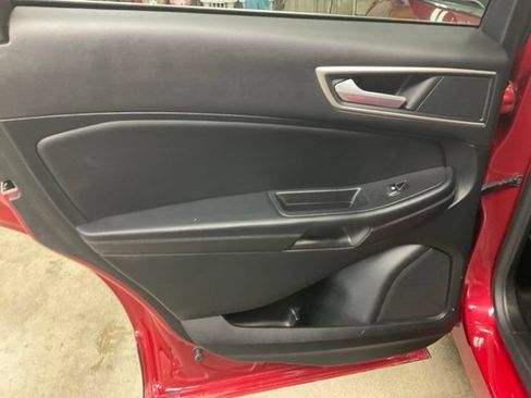 Used 2023 Ford Edge SEL w/ Convenience Package AWD/4WD image 15