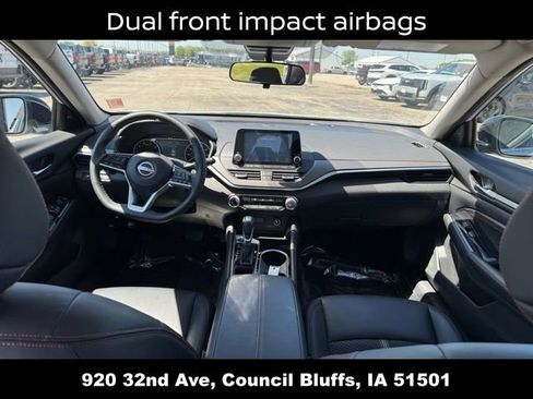 Used 2023 Nissan Altima 2.5 SR FWD image 15