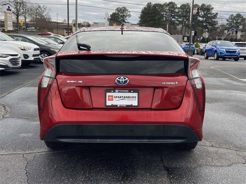Used 2017 Toyota Prius Three image 4