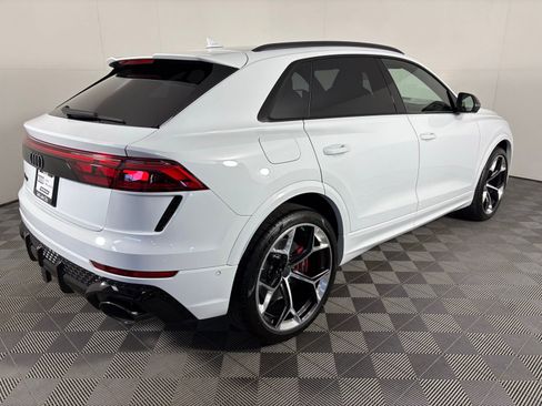 New 2026 Audi RS Q8 performance image 7