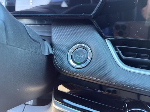 New 2026 Chevrolet Equinox LT w/ Convenience Package II image 13