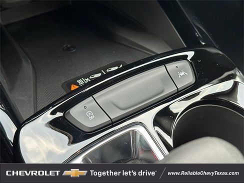 New 2026 Chevrolet Trax RS w/ Sunroof Package image 22