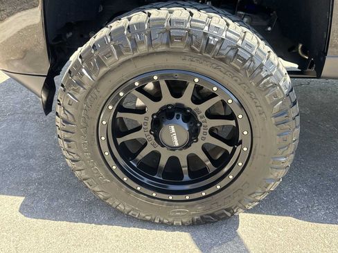 Used 2019 Chevrolet Silverado 2500 LTZ w/ Duramax Plus Package AWD/4WD image 12