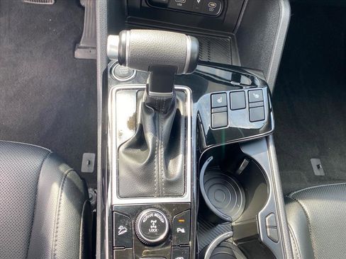 Used 2024 Kia Sportage X-Line w/ X-Line Premium Package AWD/4WD image 13