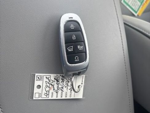 Used 2024 Hyundai Palisade SEL FWD image 15