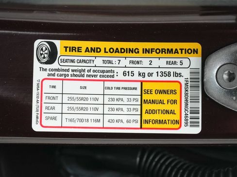 Certified 2022 Ford Explorer XLT w/ Equipment Group 202A AWD/4WD image 27