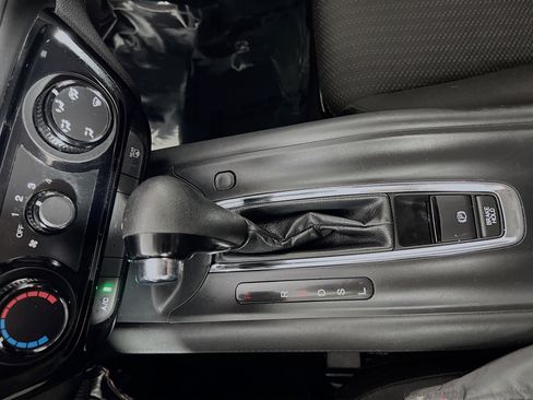 Used 2016 Honda HR-V LX image 24